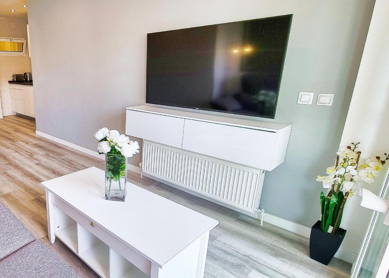 Cibeles 904. Moderm With Sea Views In Centre. Appartamento Marbella
