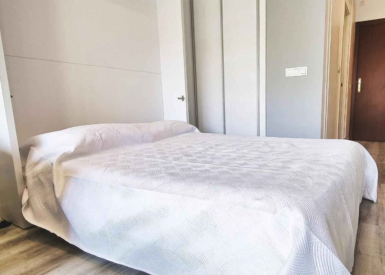 Apartment Cibeles 904. Moderm With Sea Views In Centre.